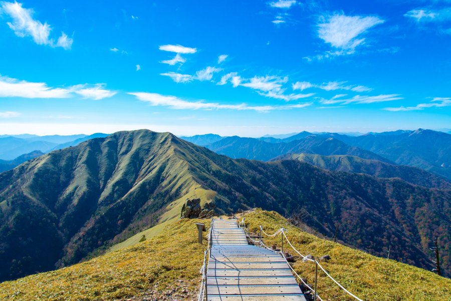剣山（日本百名山・標高1,955m）