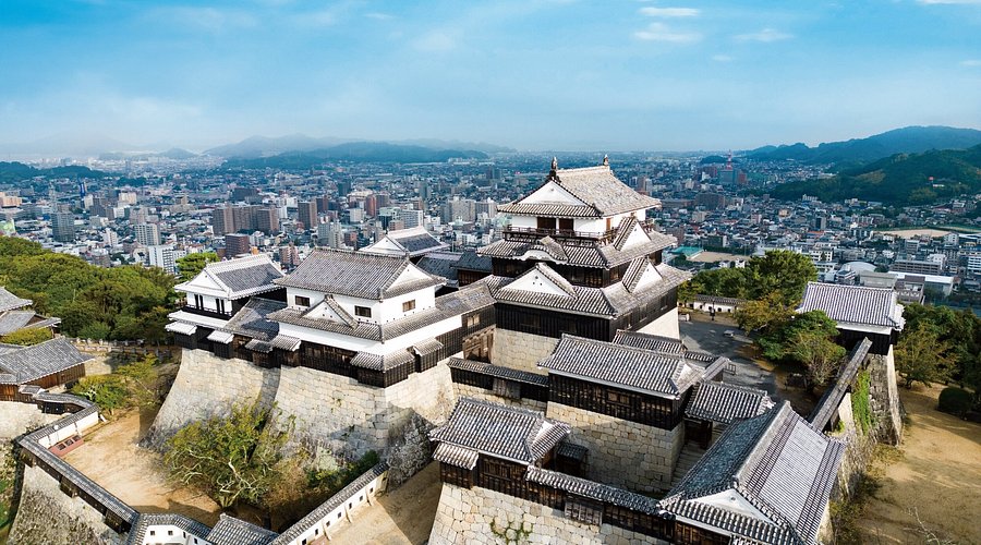 松山城（松山）